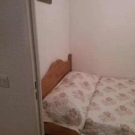 Le Chalet A